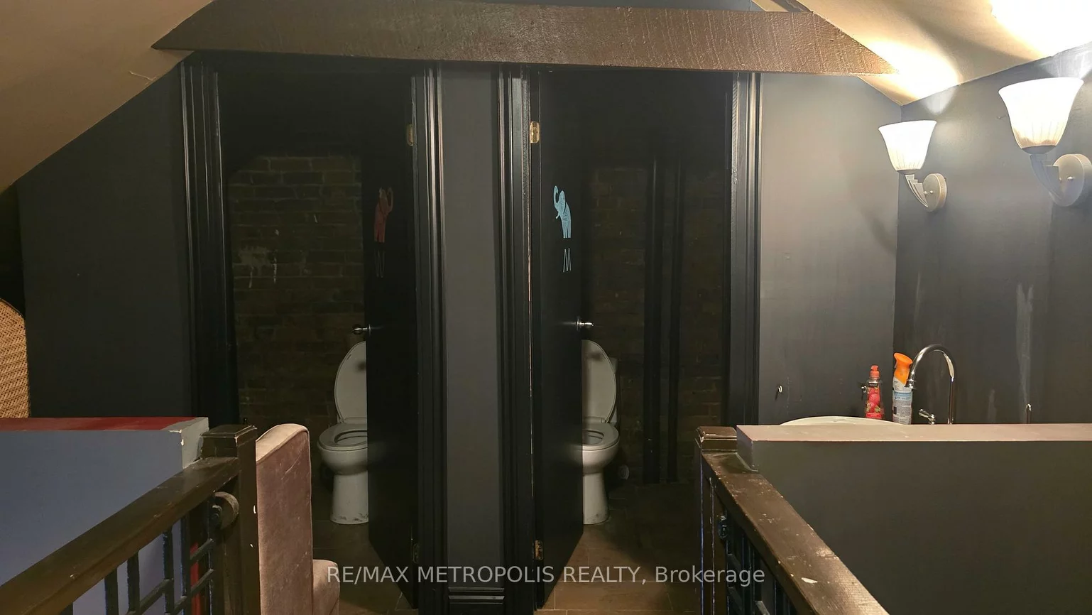 730, Queen, South Riverdale, Toronto