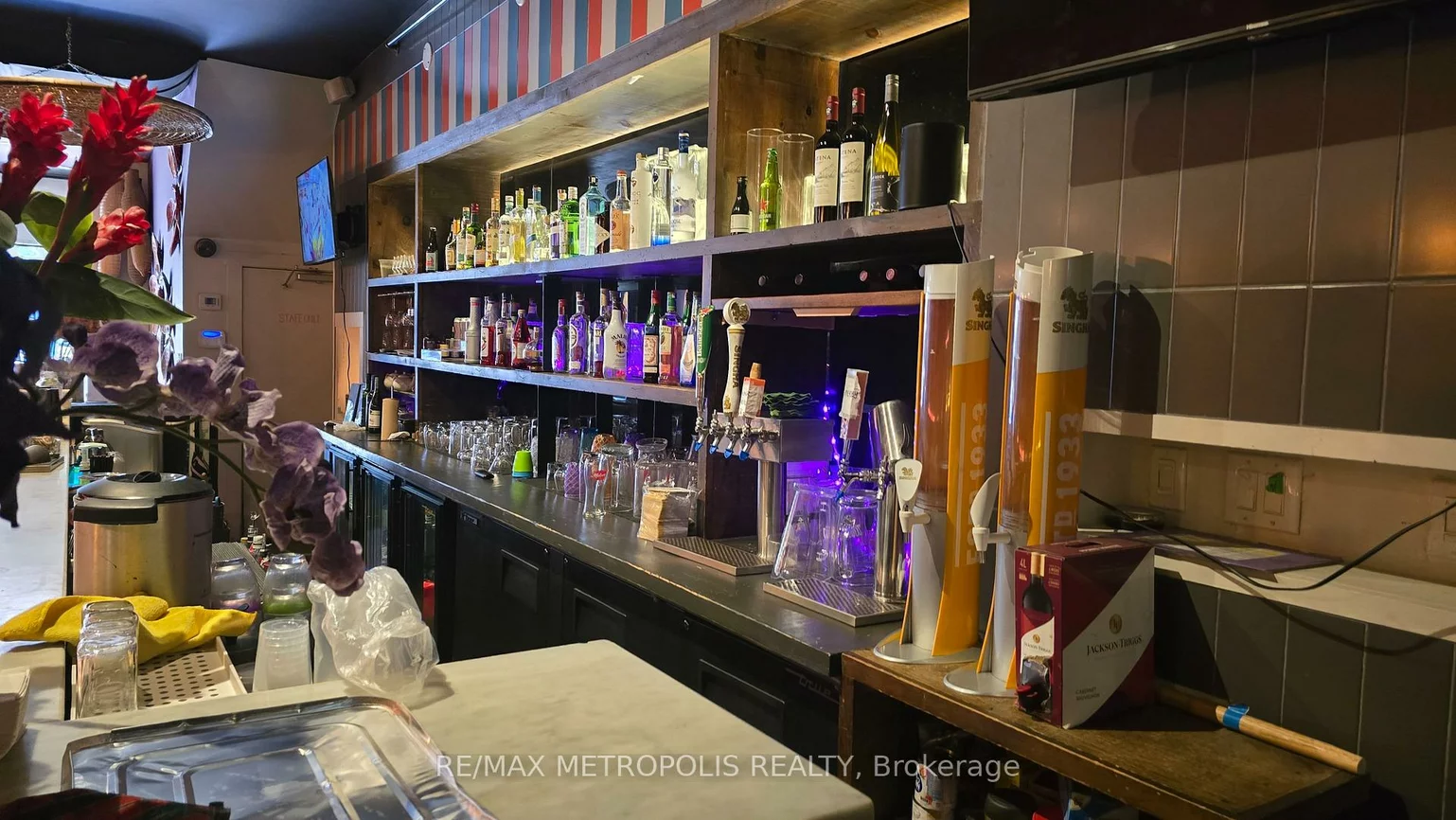 730, Queen, South Riverdale, Toronto