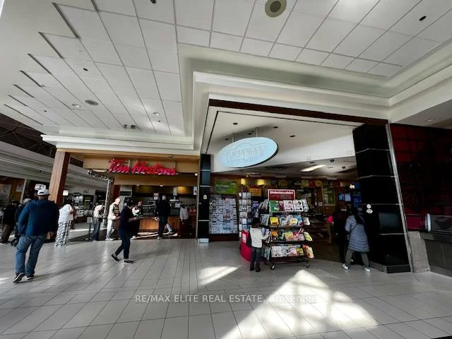 70, Eglinton, Clairlea-Birchmount, Toronto