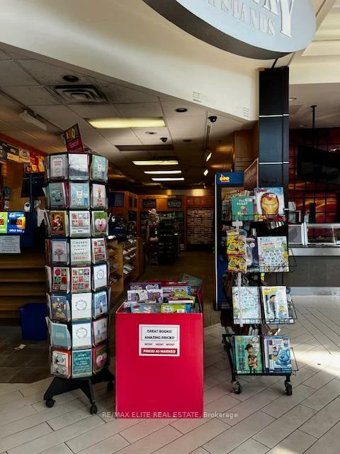 70, Eglinton, Clairlea-Birchmount, Toronto