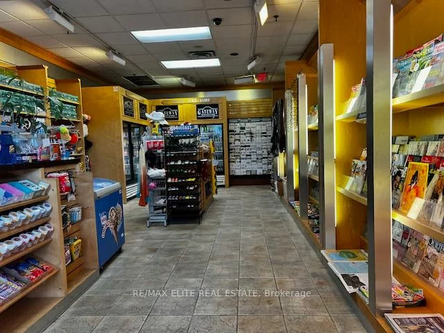 70, Eglinton, Clairlea-Birchmount, Toronto