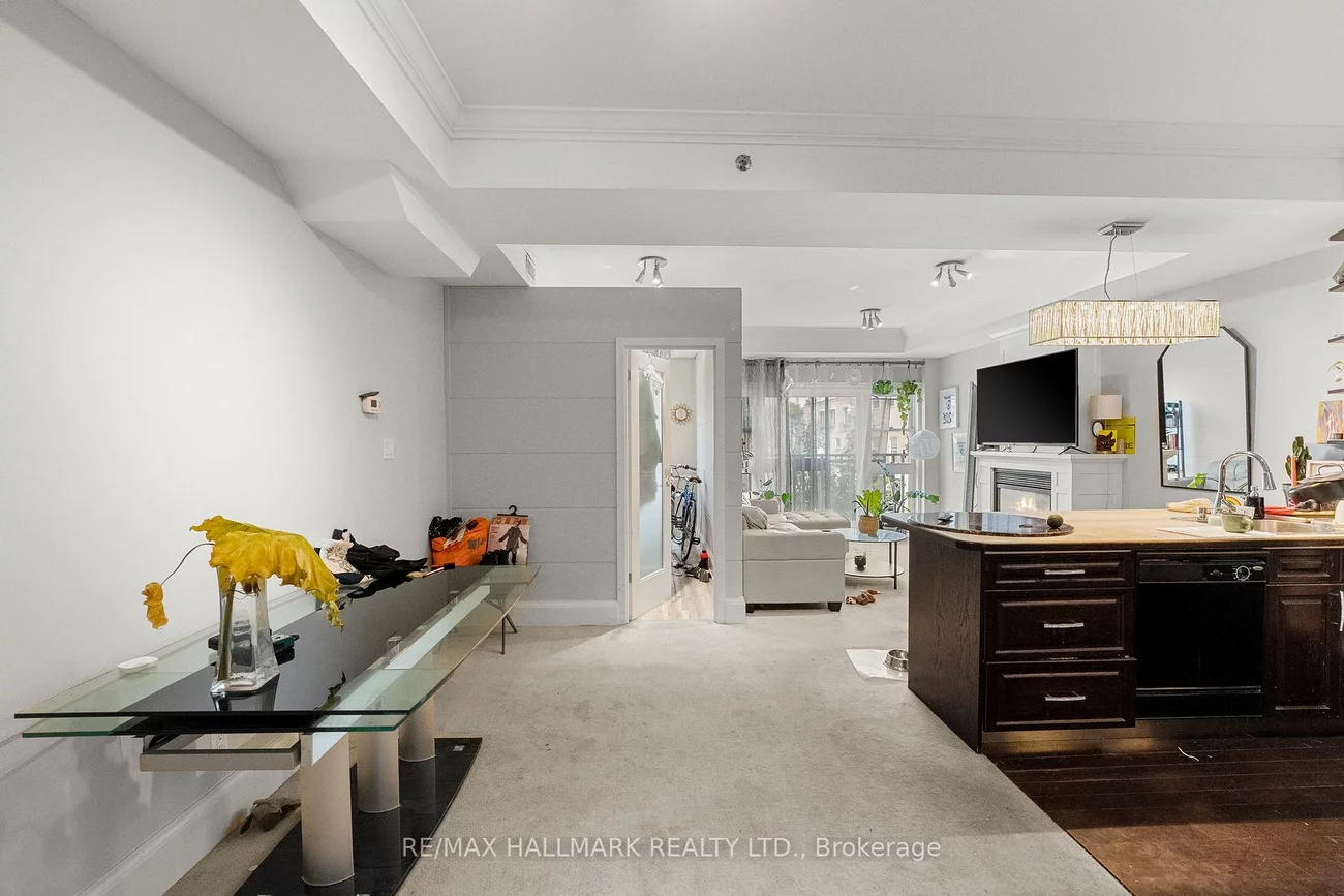 2151, Danforth, East End-Danforth, Toronto