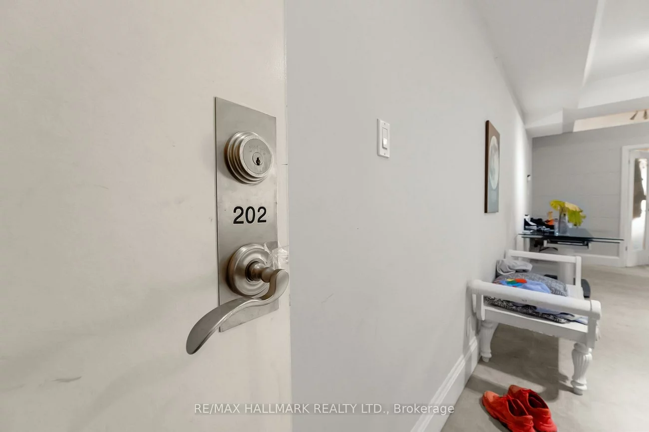 2151, Danforth, East End-Danforth, Toronto