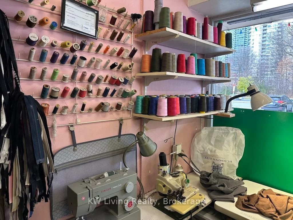 1581, Ellesmere, Woburn, Toronto