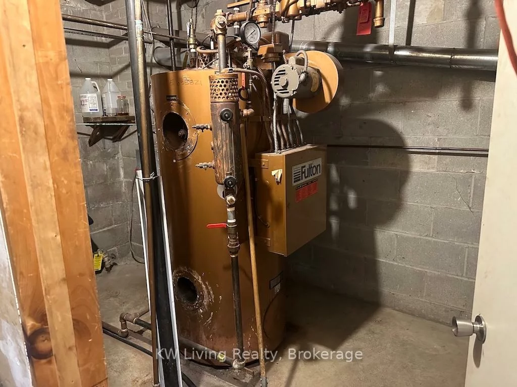 1581, Ellesmere, Woburn, Toronto