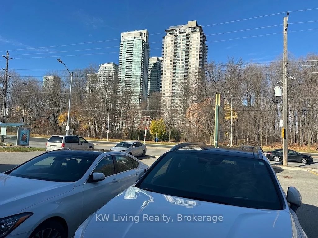 1581, Ellesmere, Woburn, Toronto