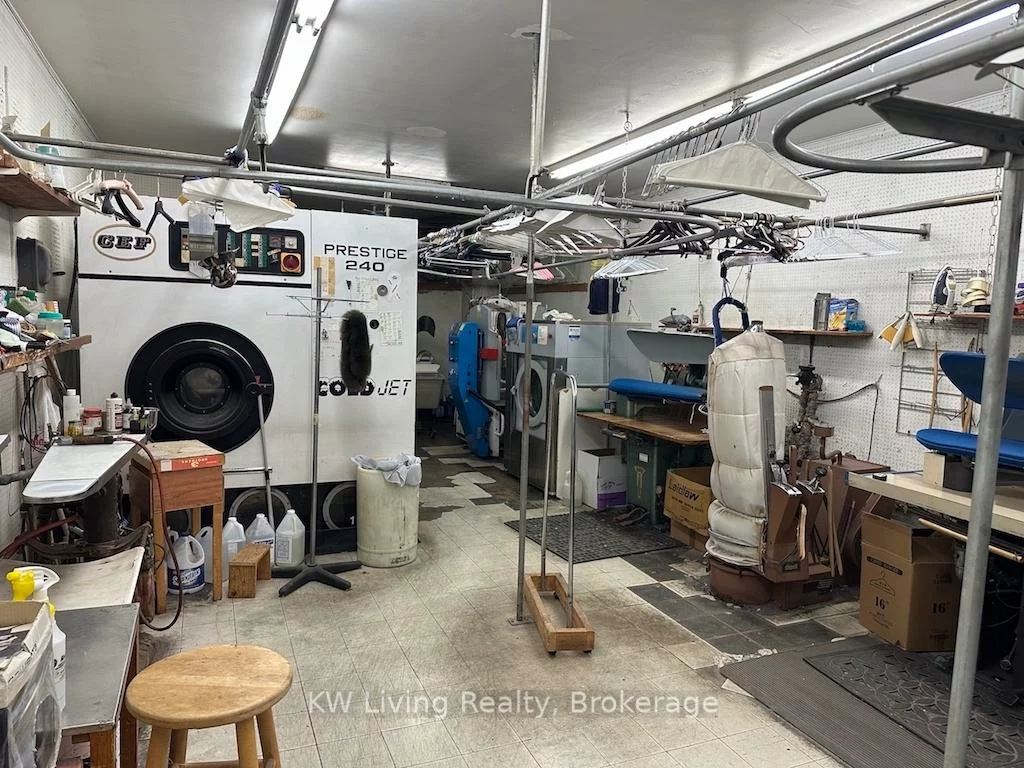 1581, Ellesmere, Woburn, Toronto