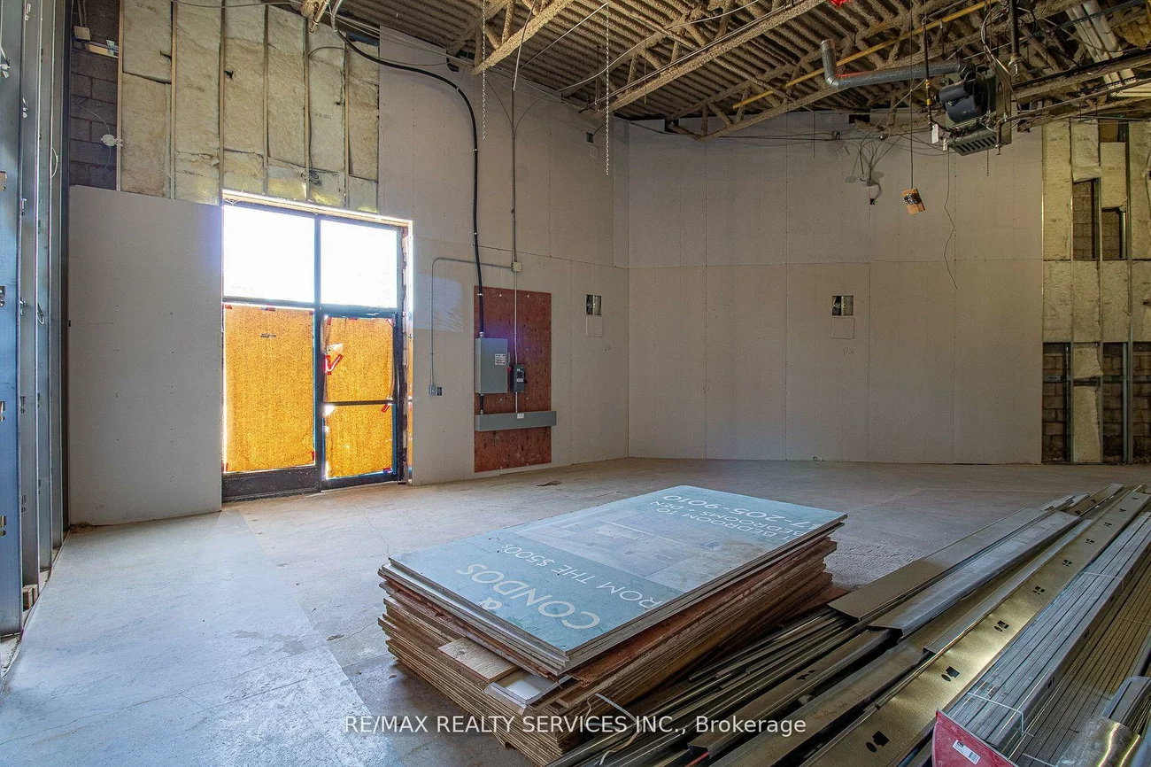 30, Dean Park, Rouge E11, Toronto