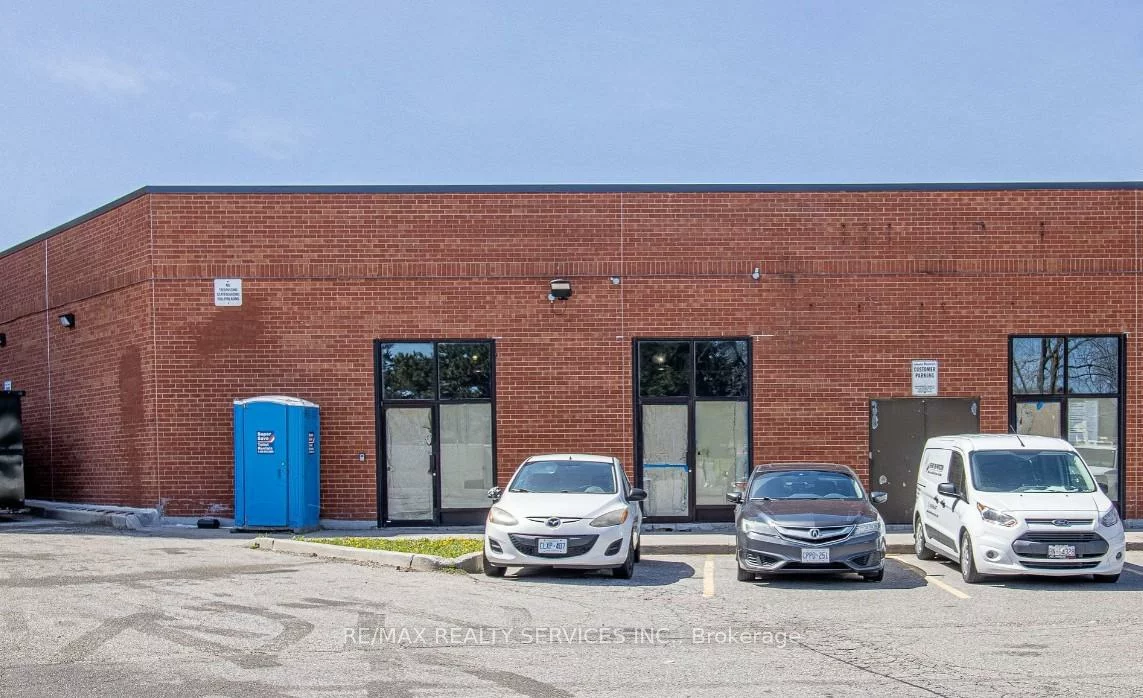 30, Dean Park, Rouge E11, Toronto