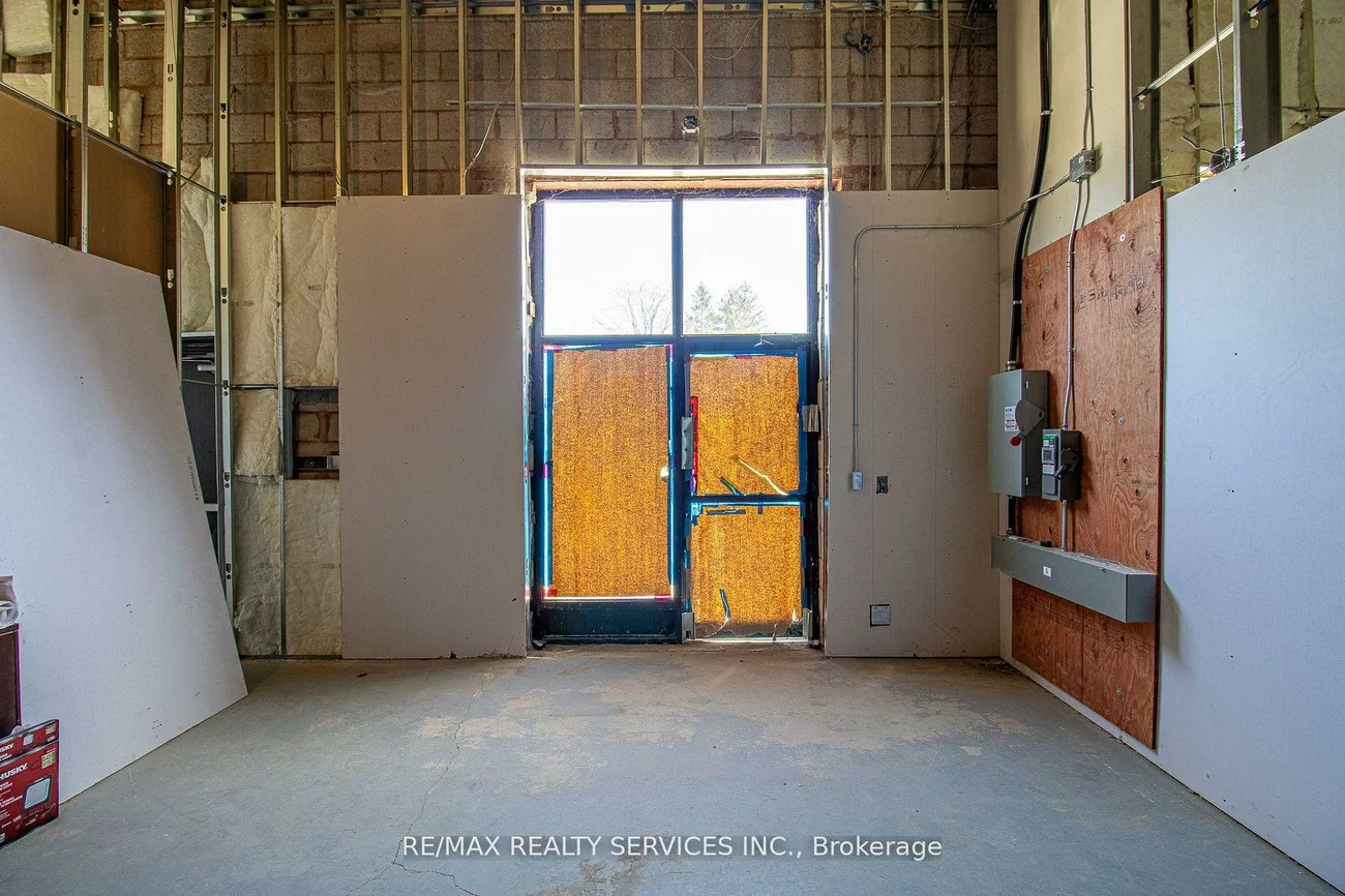 30, Dean Park, Rouge E11, Toronto