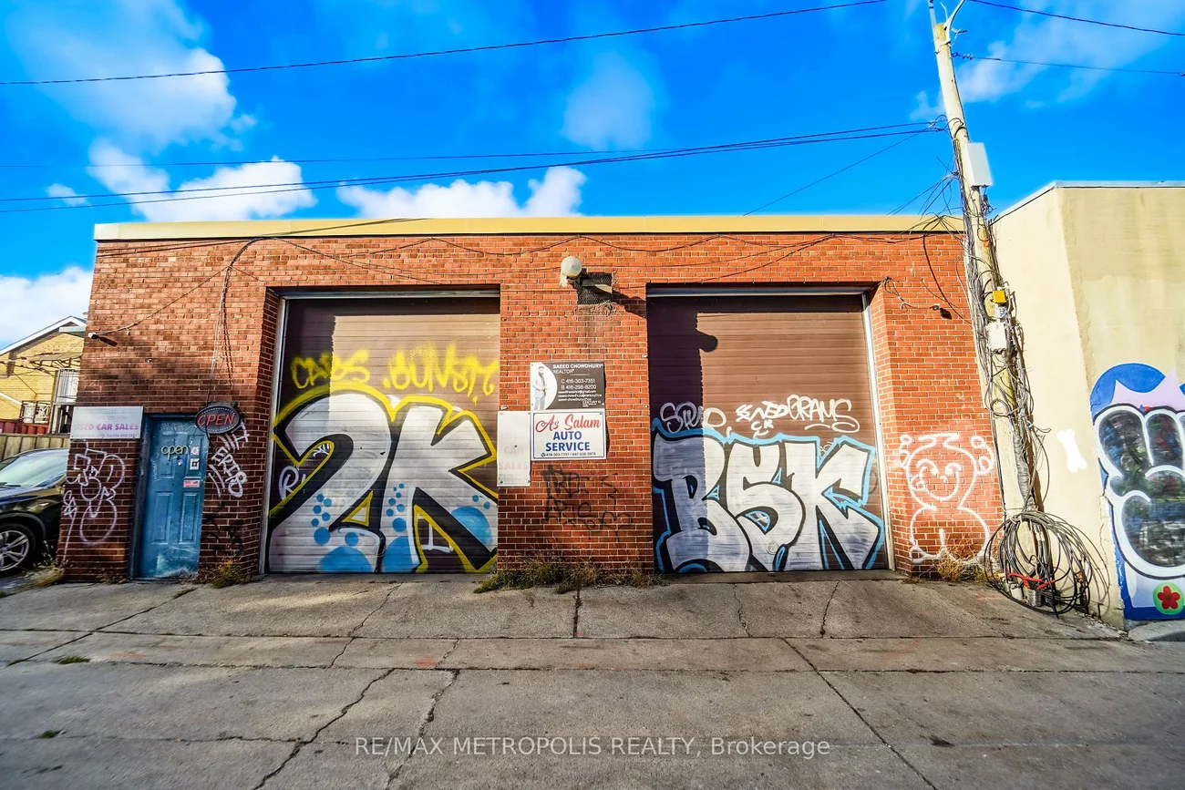 2789 & 2793, Danforth, East End-Danforth, Toronto