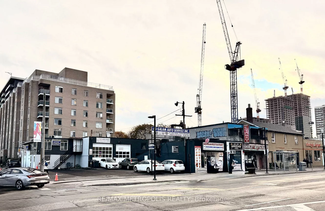 2789 & 2793, Danforth, East End-Danforth, Toronto