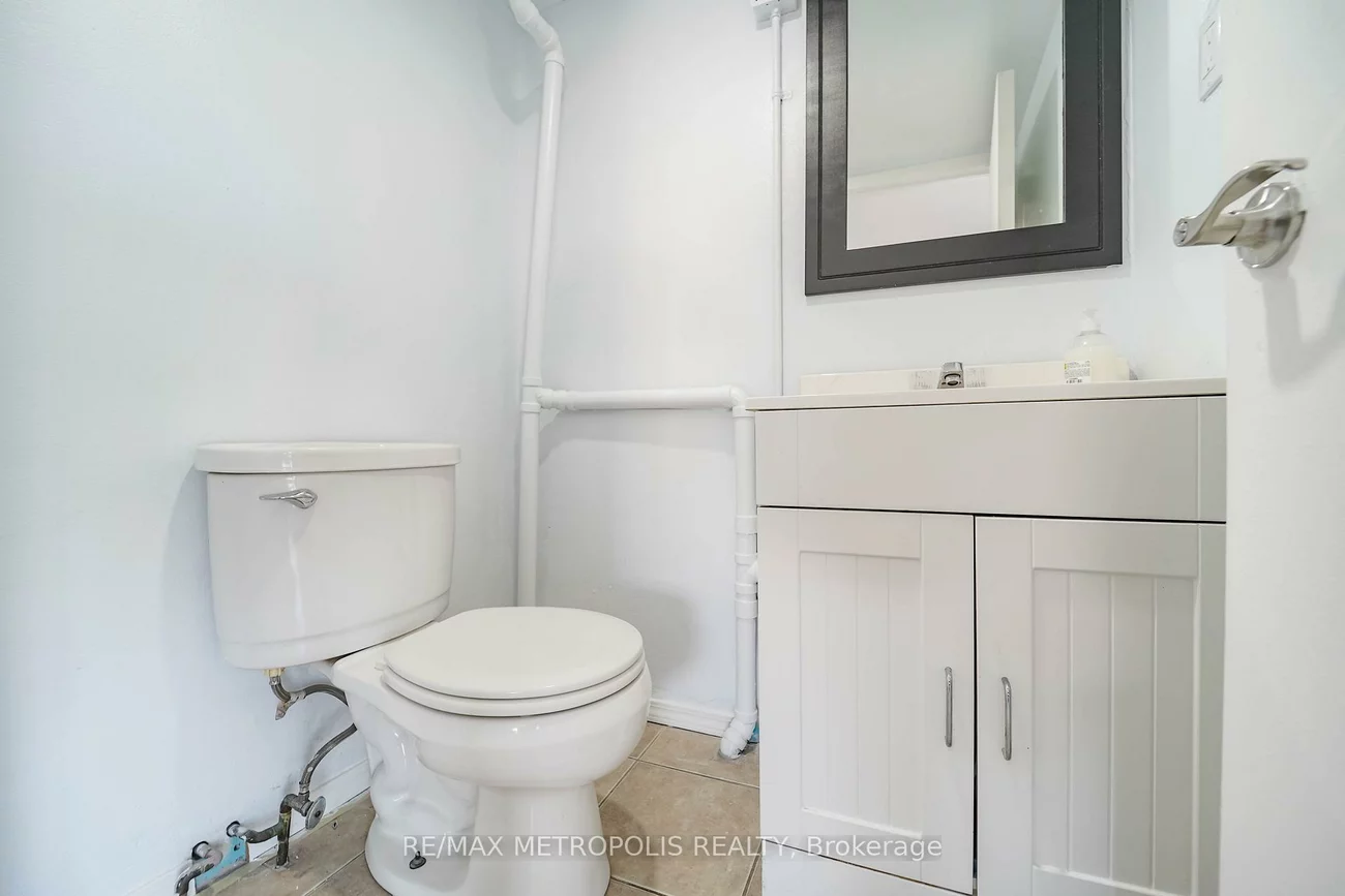 2789 & 2793, Danforth, East End-Danforth, Toronto