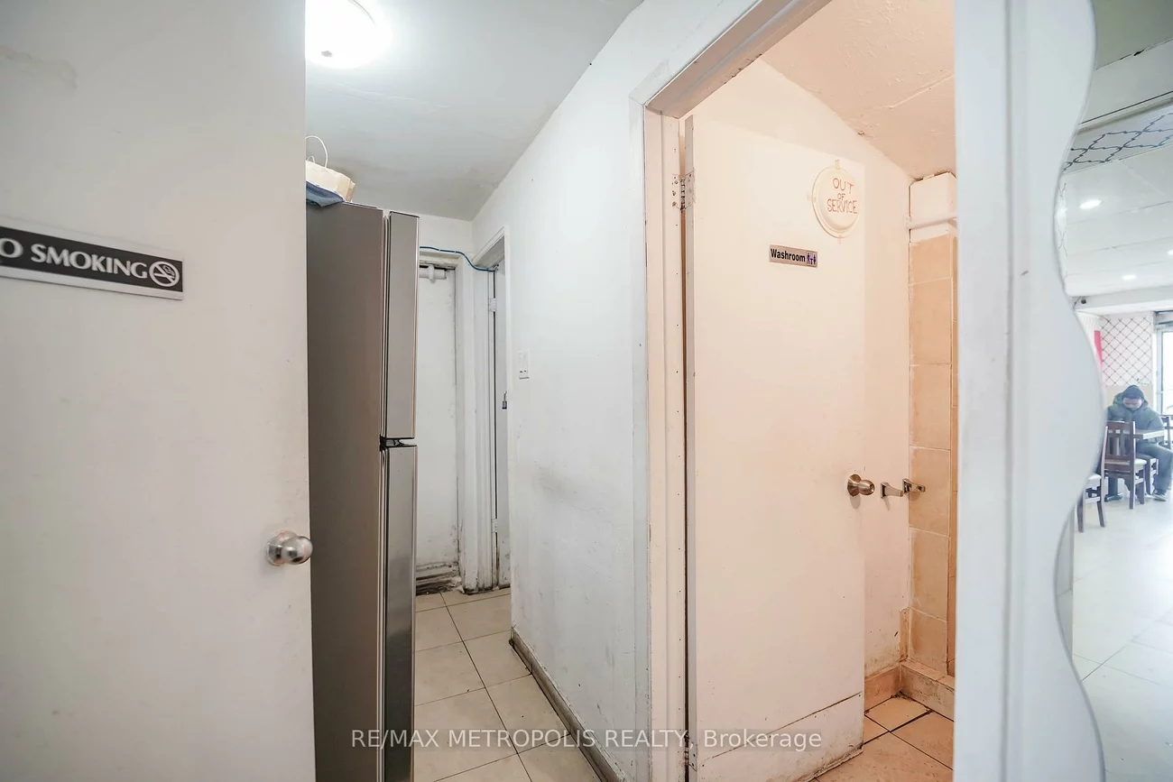 2789 & 2793, Danforth, East End-Danforth, Toronto