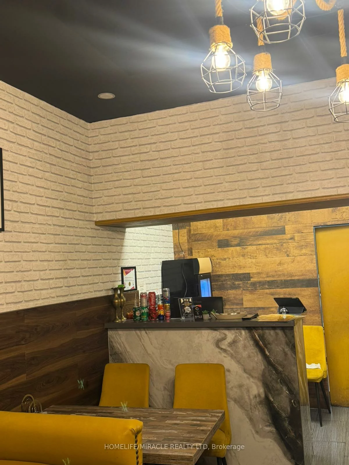 1348, Kennedy, Dorset Park, Toronto