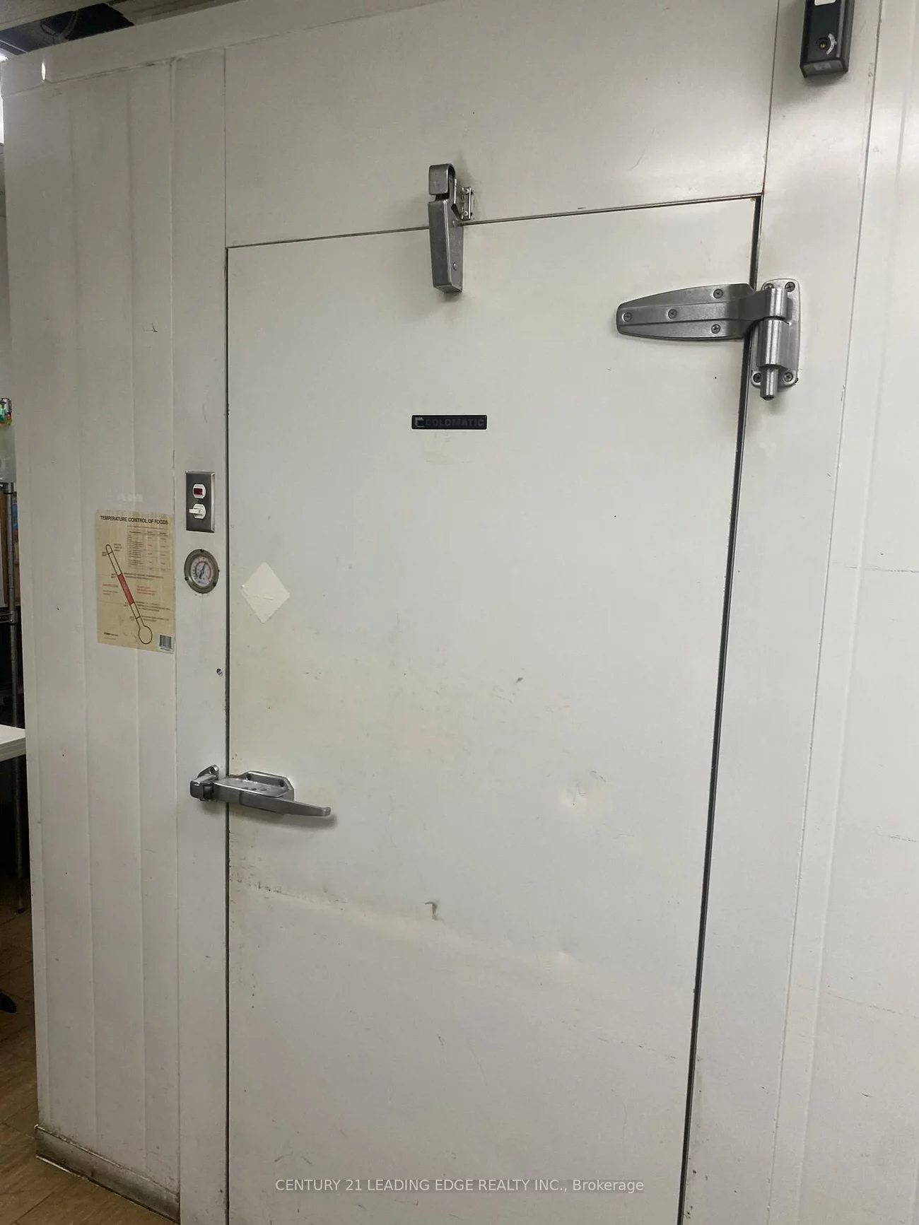 884, Danforth, Danforth, Toronto