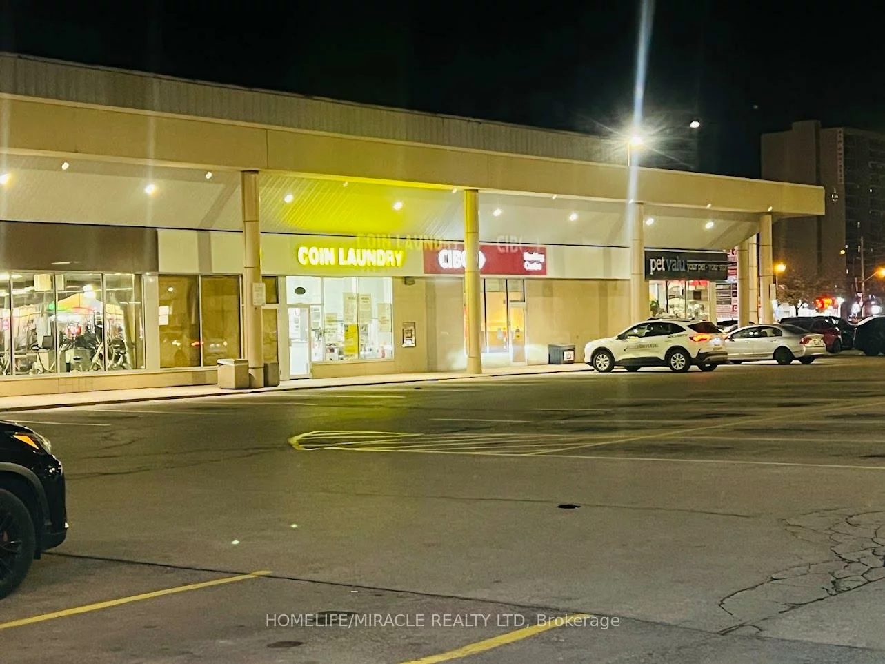 3003, Danforth, Crescent Town, Toronto