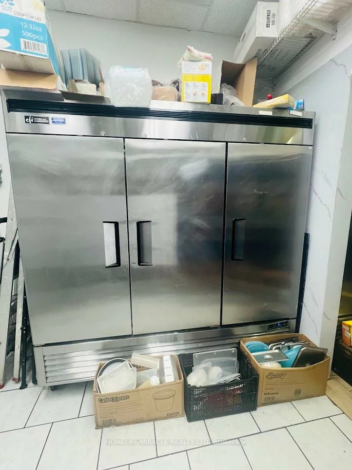 3003, Danforth, Crescent Town, Toronto