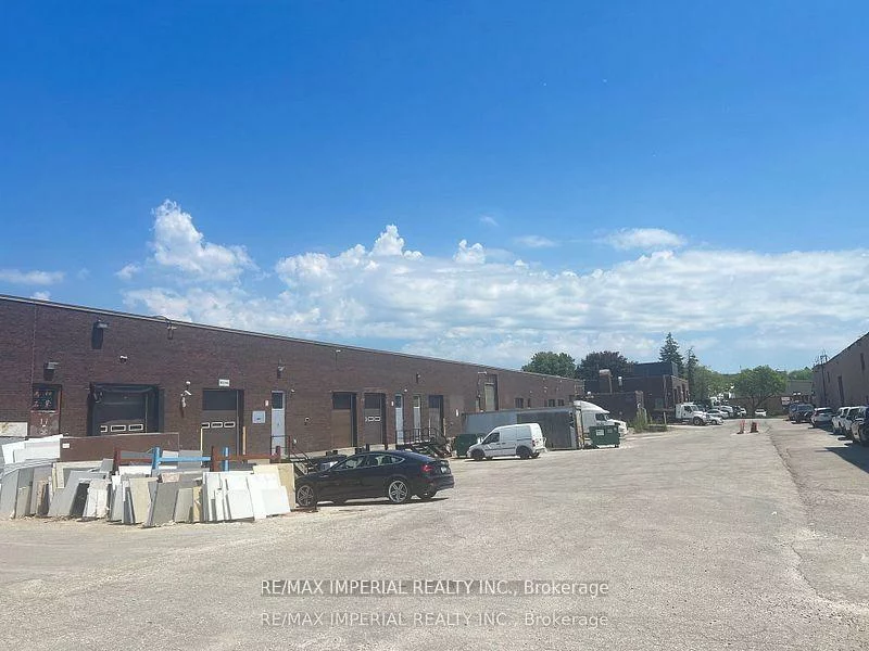 70, Melford, Malvern, Toronto