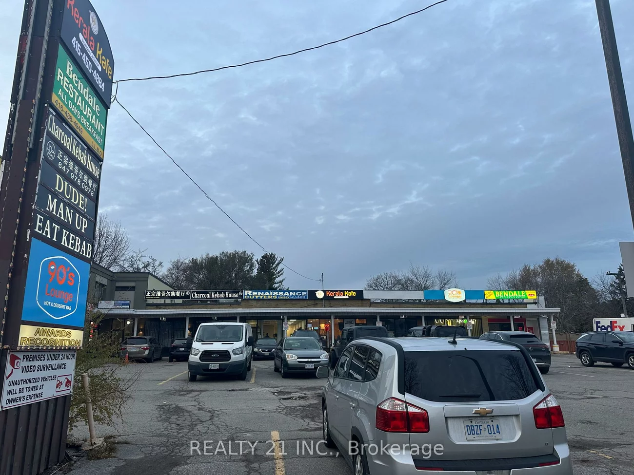 3254, Lawrence, Woburn, Toronto