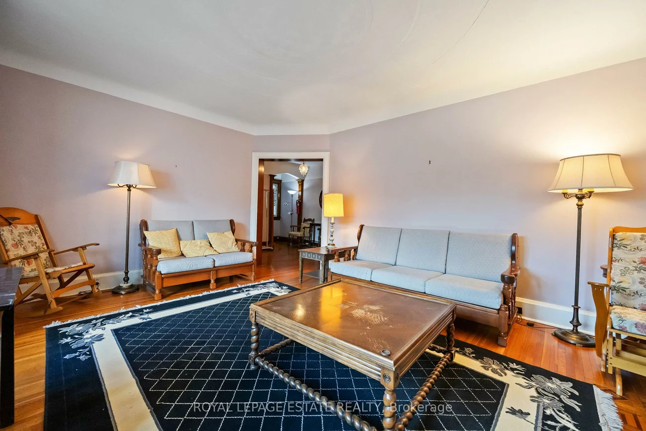 877, Broadview, Playter Estates-Danforth, Toronto