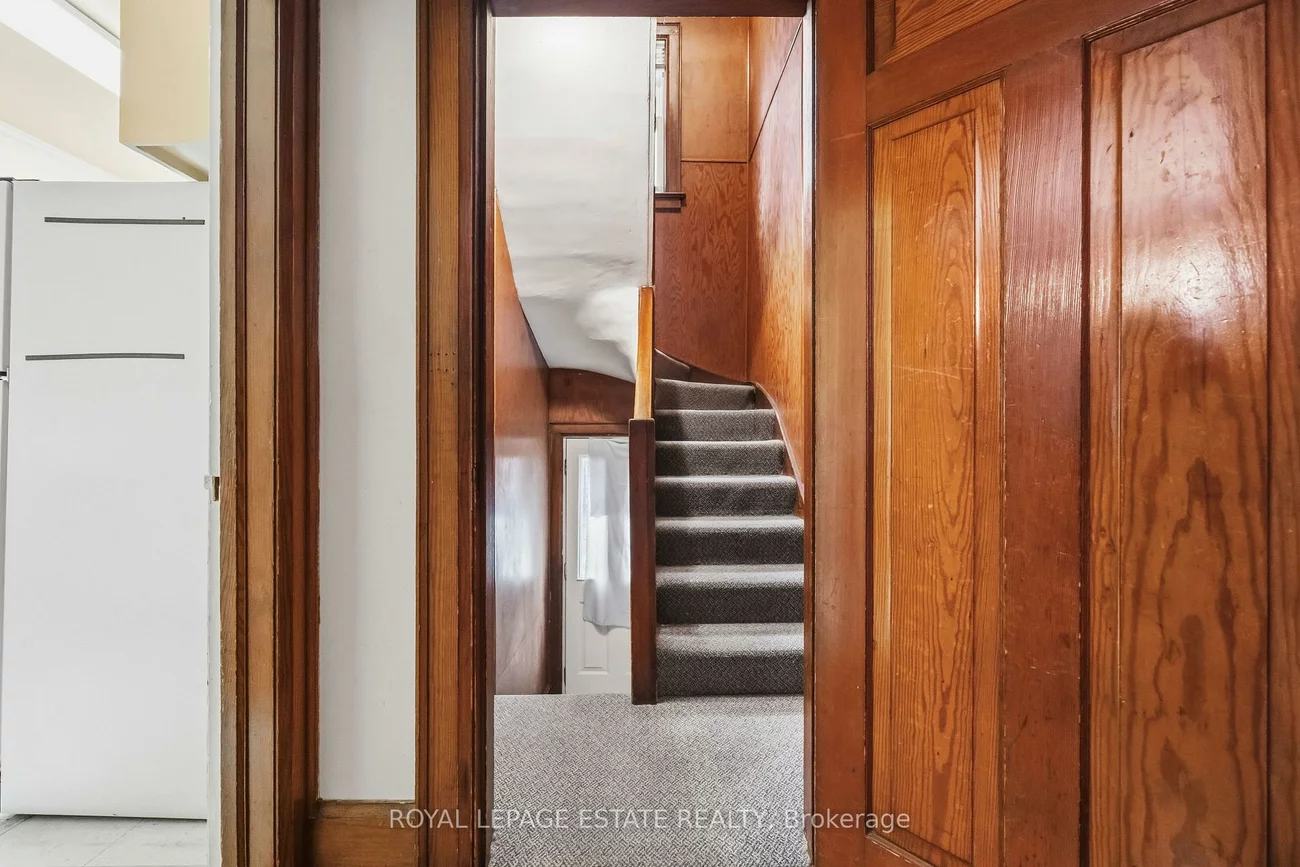 877, Broadview, Playter Estates-Danforth, Toronto