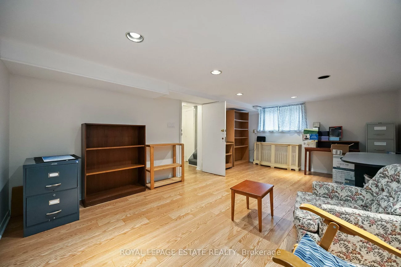 877, Broadview, Playter Estates-Danforth, Toronto