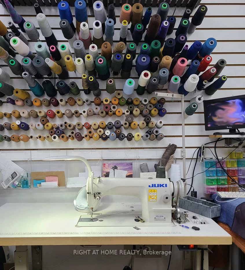 2207, Gerrard, East End-Danforth, Toronto