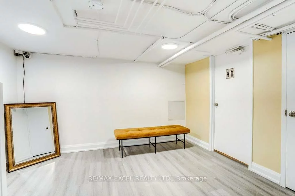 1883, Queen, The Beaches, Toronto