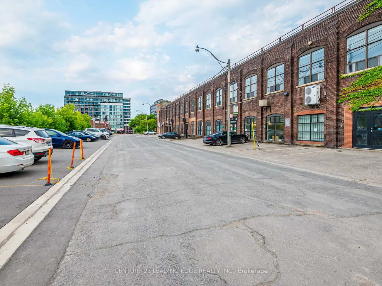 19, DICKENS, South Riverdale, Toronto