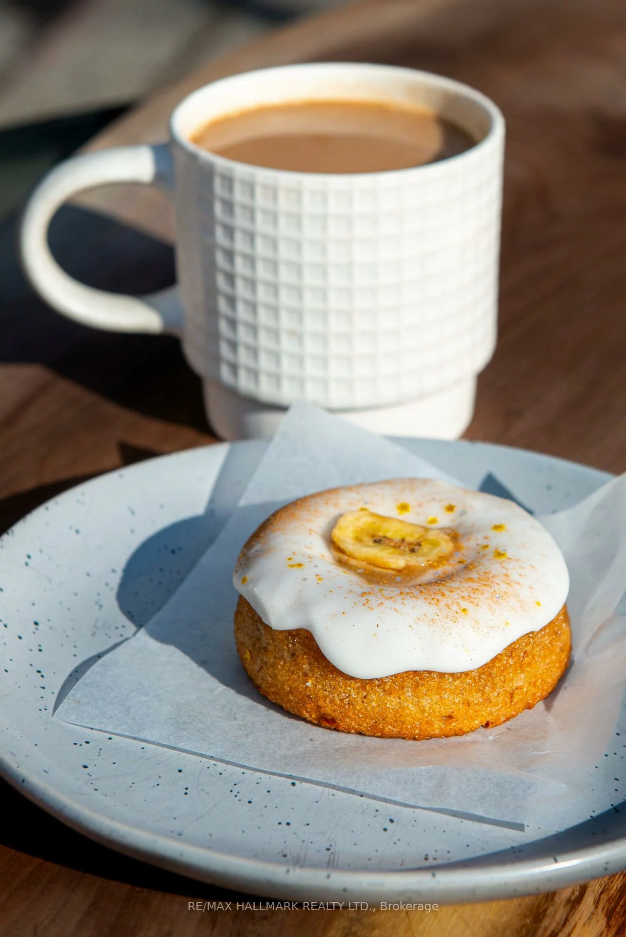 2256, Queen, The Beaches, Toronto