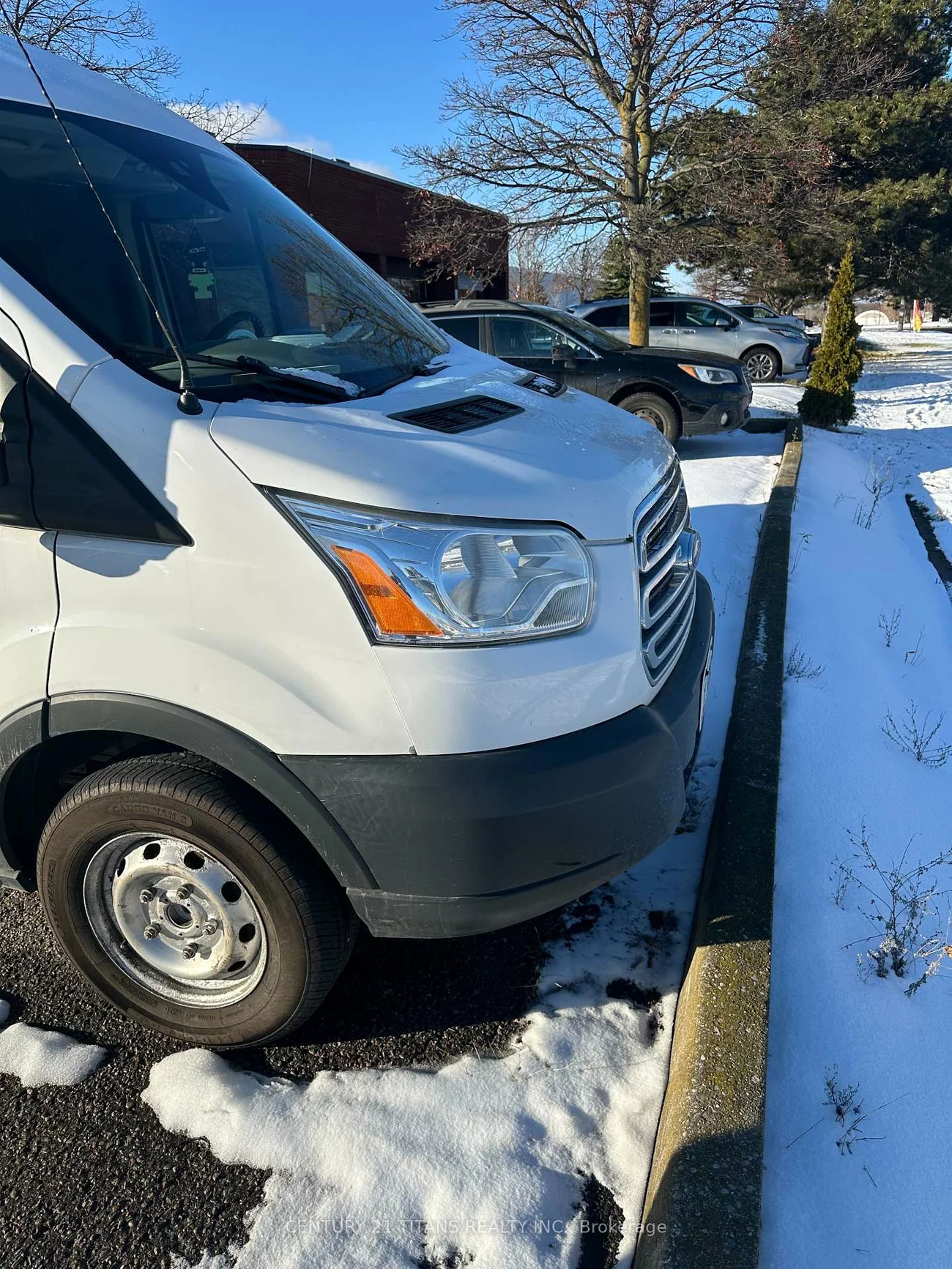 20, Venture, Rouge E11, Toronto