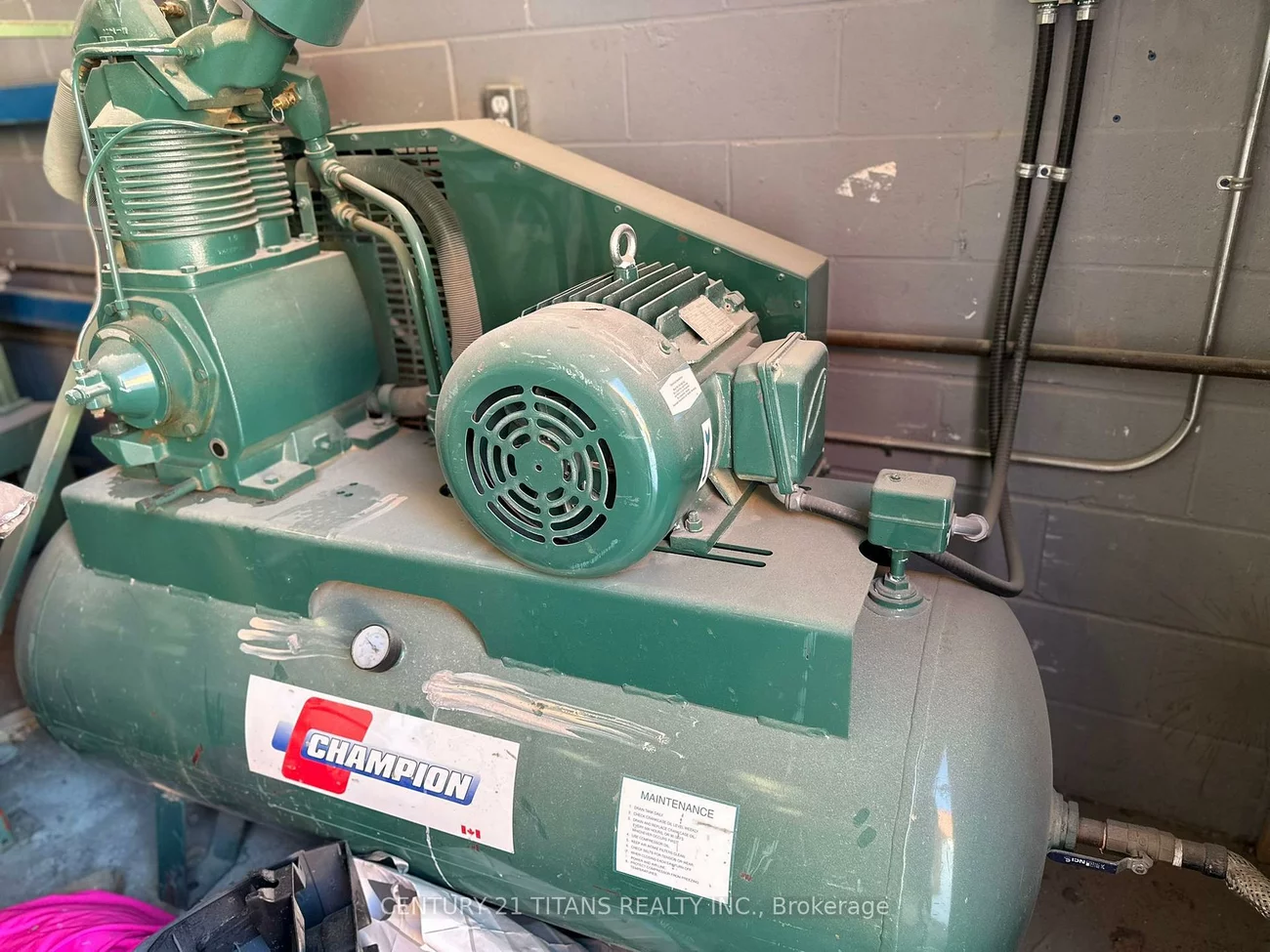 20, Venture, Rouge E11, Toronto