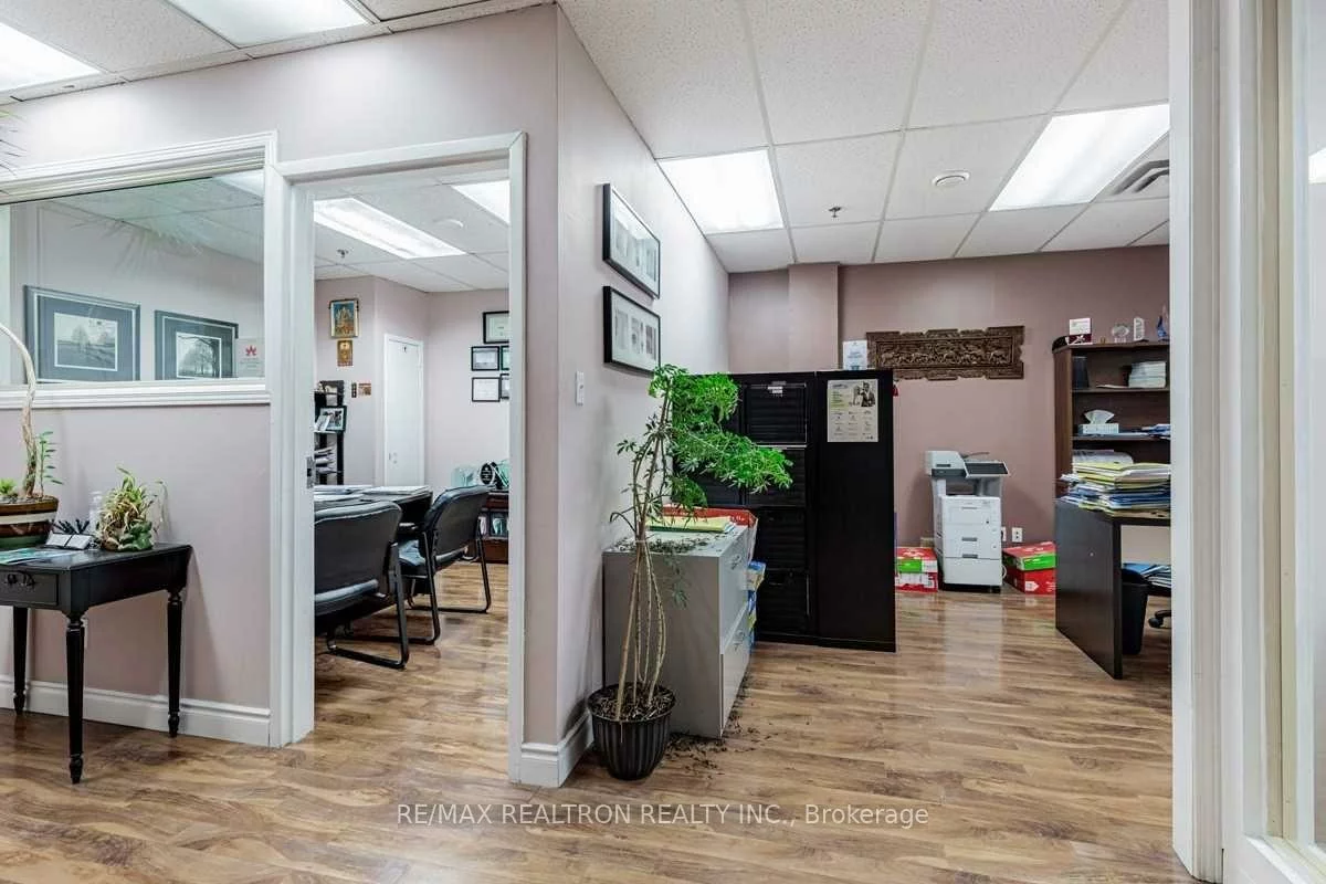 885, Progress, Woburn, Toronto