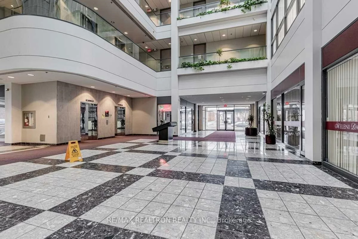 885, Progress, Woburn, Toronto