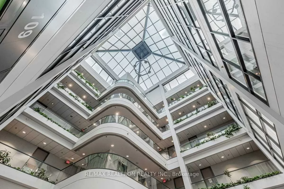 885, Progress, Woburn, Toronto