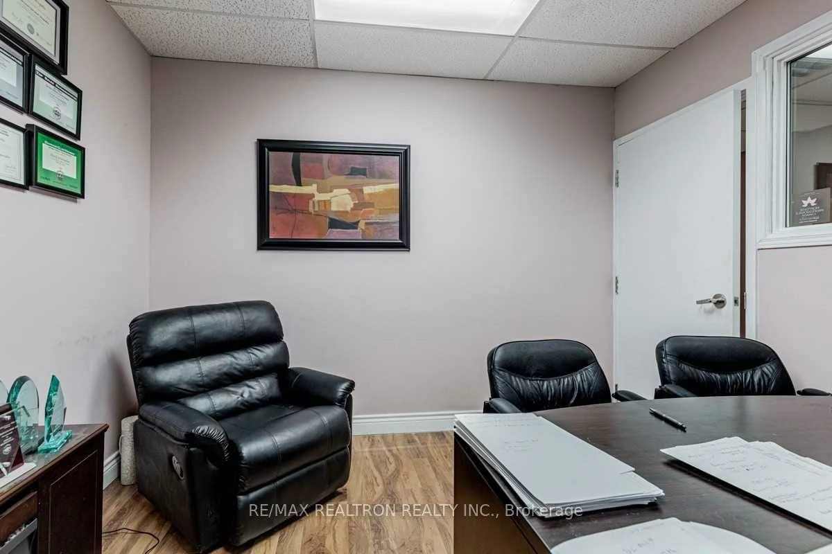 885, Progress, Woburn, Toronto