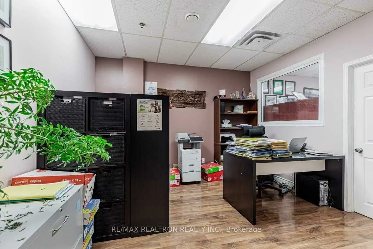 885, Progress, Woburn, Toronto