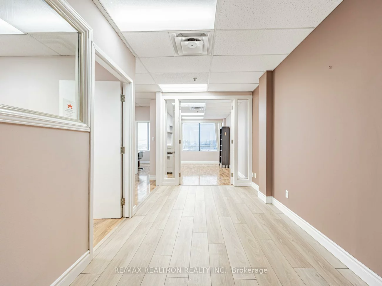 885, Progress, Woburn, Toronto