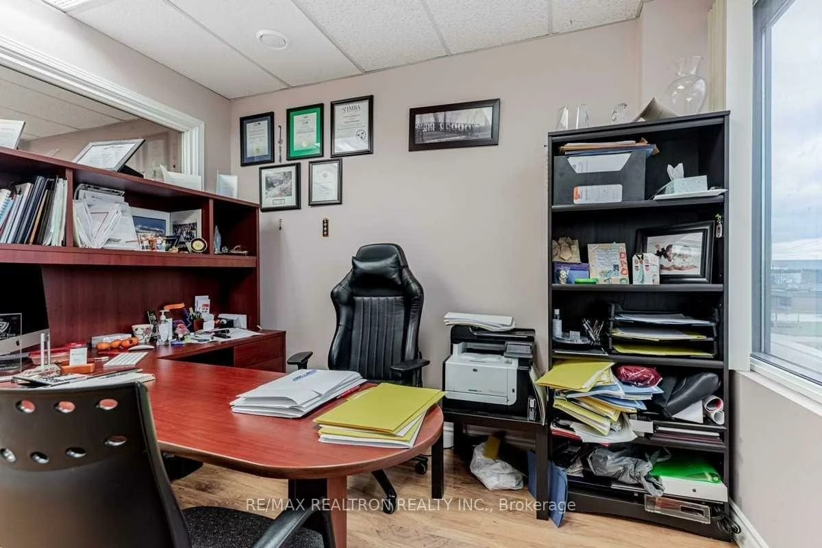 885, Progress, Woburn, Toronto