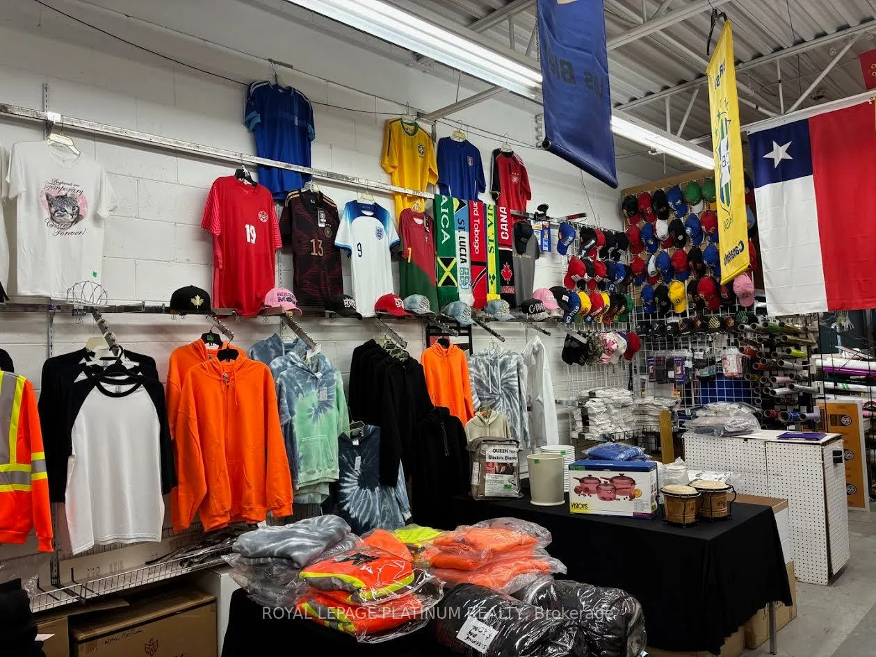 390, Progress, Bendale, Toronto