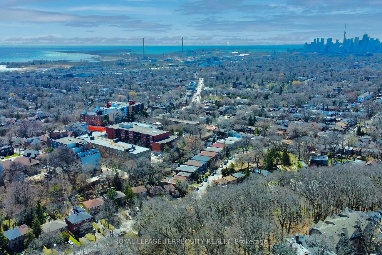 29, Love, East End-Danforth, Toronto