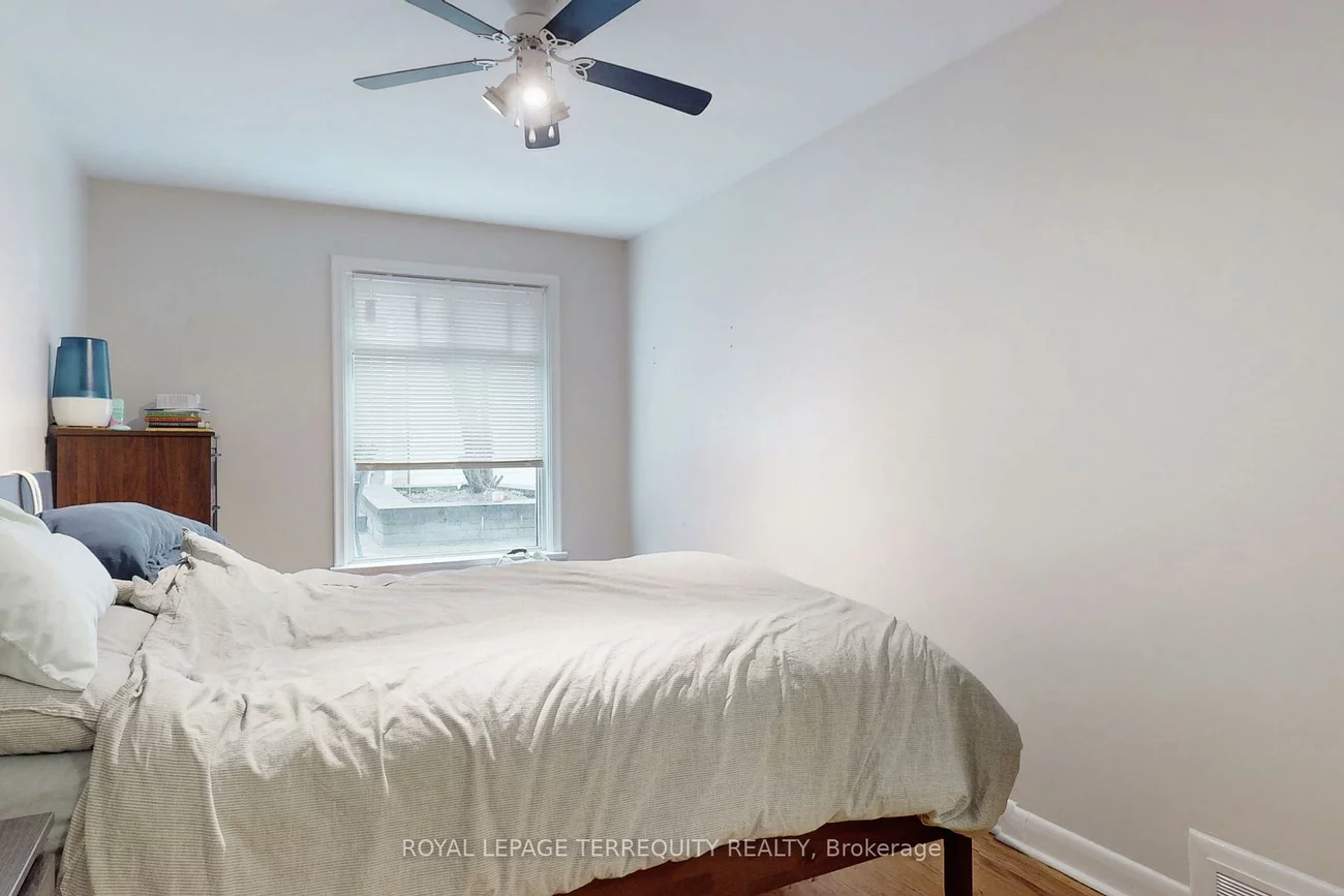 29, Love, East End-Danforth, Toronto