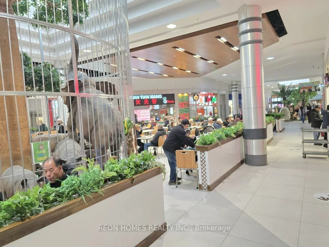 1571, Sandhurst, Agincourt North, Toronto