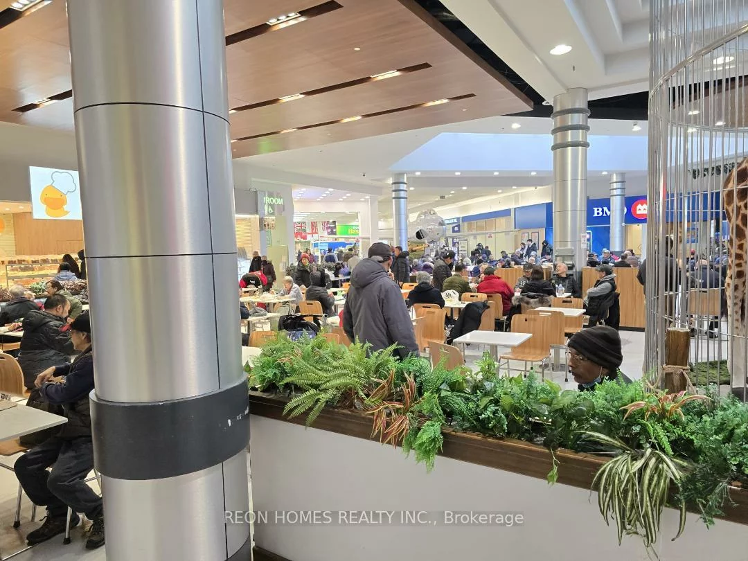 1571, Sandhurst, Agincourt North, Toronto