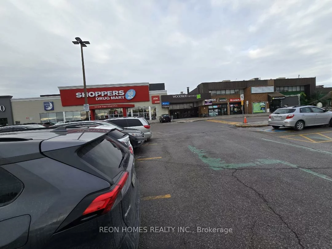 1571, Sandhurst, Agincourt North, Toronto