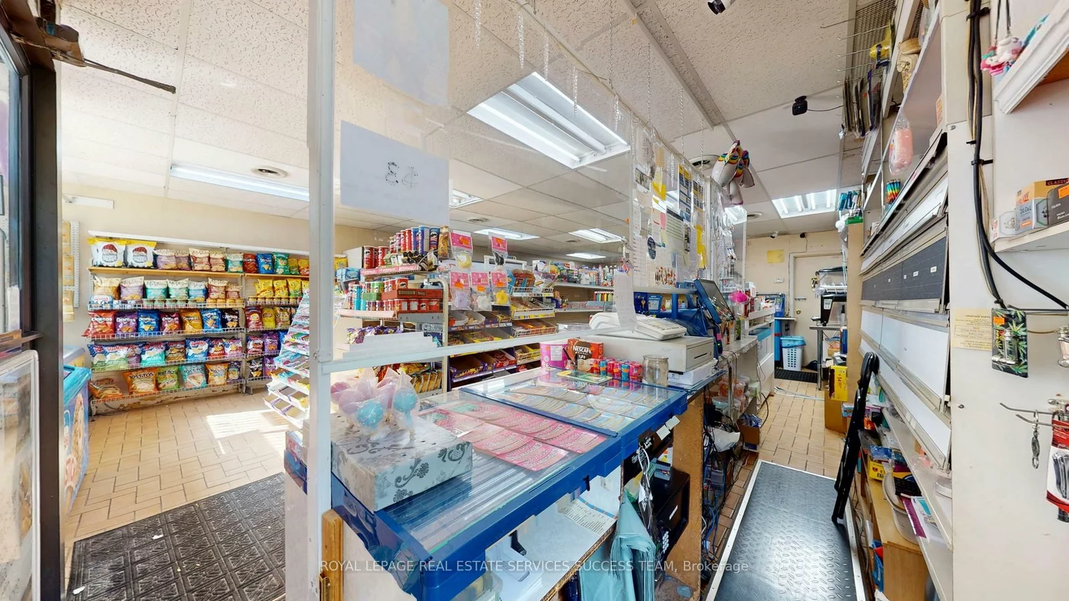 404, Woodfield, Greenwood-Coxwell, Toronto