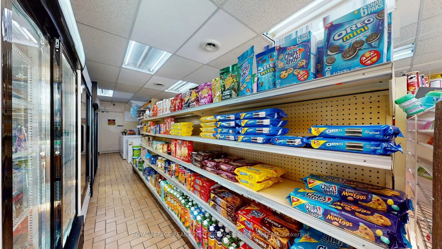 404, Woodfield, Greenwood-Coxwell, Toronto