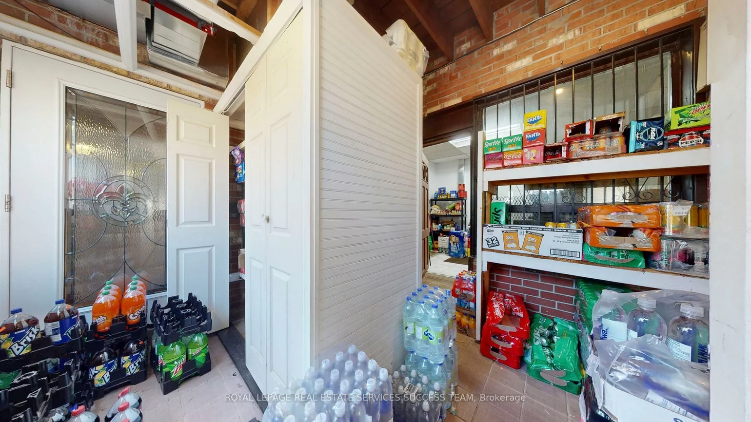 404, Woodfield, Greenwood-Coxwell, Toronto