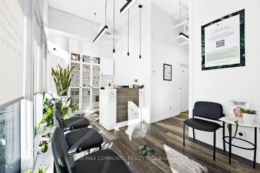 3520, Danforth, Oakridge, Toronto